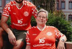 虎扑社区-美因茨05足球俱乐部发布25/26赛季全新主场球衣