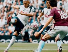 虎扑平台-理查利森惊世倒钩引(yǐn)爆新白鹿巷！热刺3球完胜伯恩利，弗蘭(lán)克时代完美启航