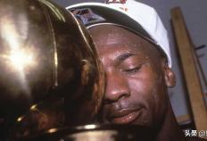 虎扑NBA-湖(hú)人隊(duì)魔术师承认大学击败拉里·伯德後(hòu)，自己犯(fàn)了一(yī)个“錯(cuò)誤(wù)”