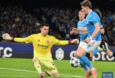 虎扑NBA-足球丨欧冠：那不勒斯平法兰克福