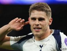 虎扑-热刺英雄范德文揭露弗兰克冷落斯宾塞的真相