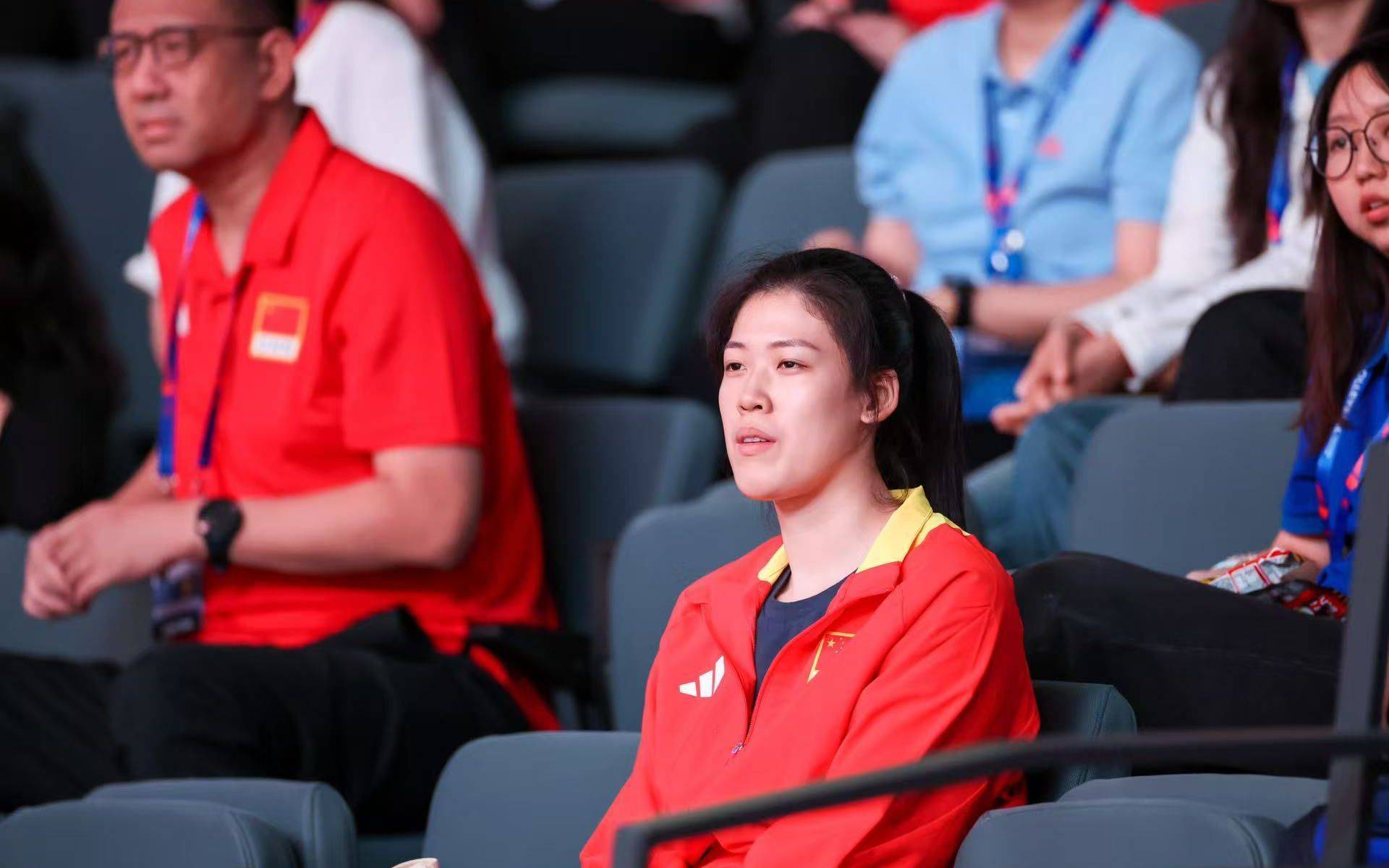 虎扑首页-李盈莹现场助阵，中国女排轻取法国队