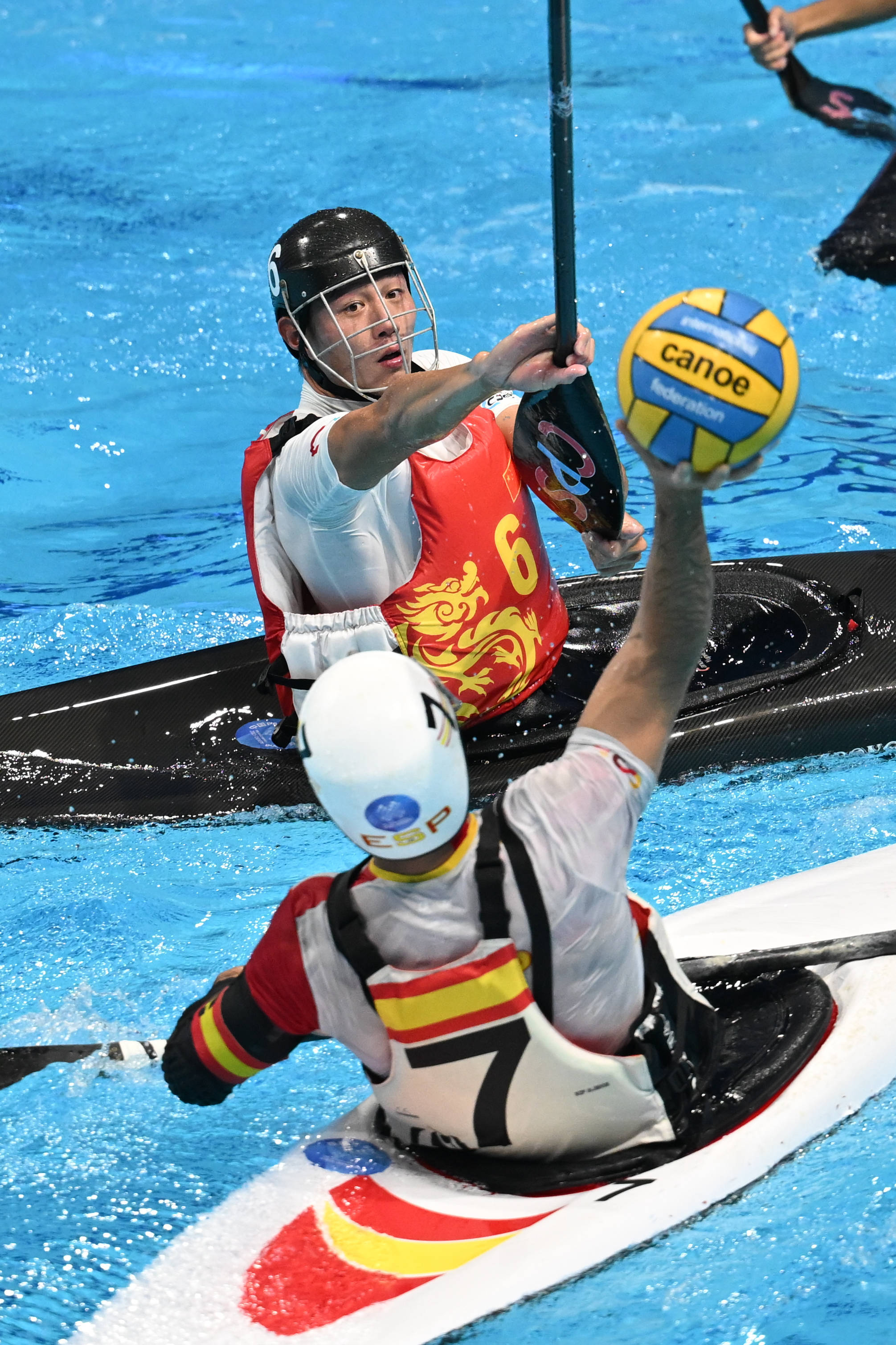 虎扑平台-（成都世运会）皮艇球——男子第5-8名安慰赛半决赛：中国队不敌西班牙队