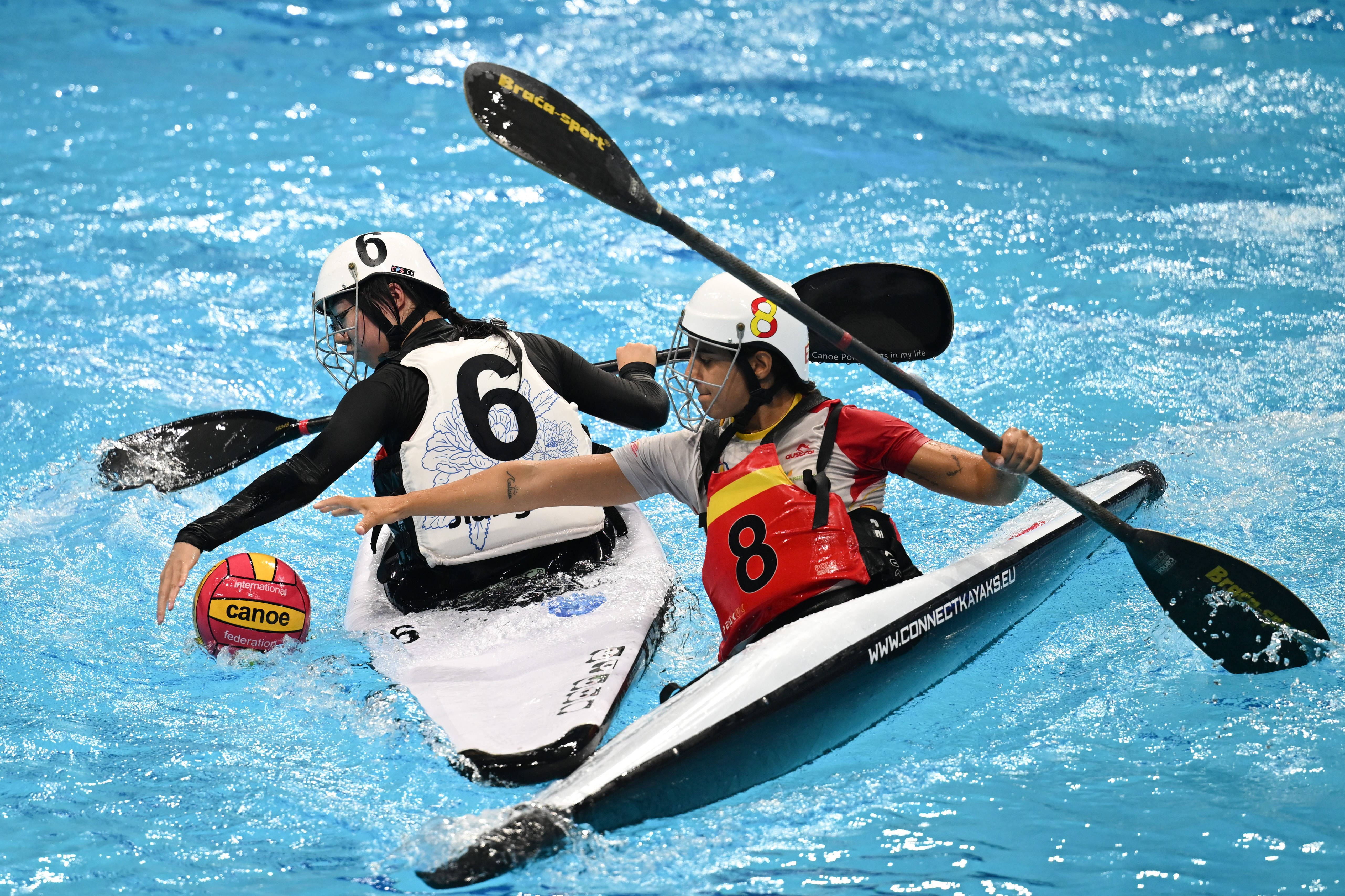 虎扑网址-(成都世运会)皮艇球——女子第5-8名安慰赛半决赛:中国队不敌西班牙队