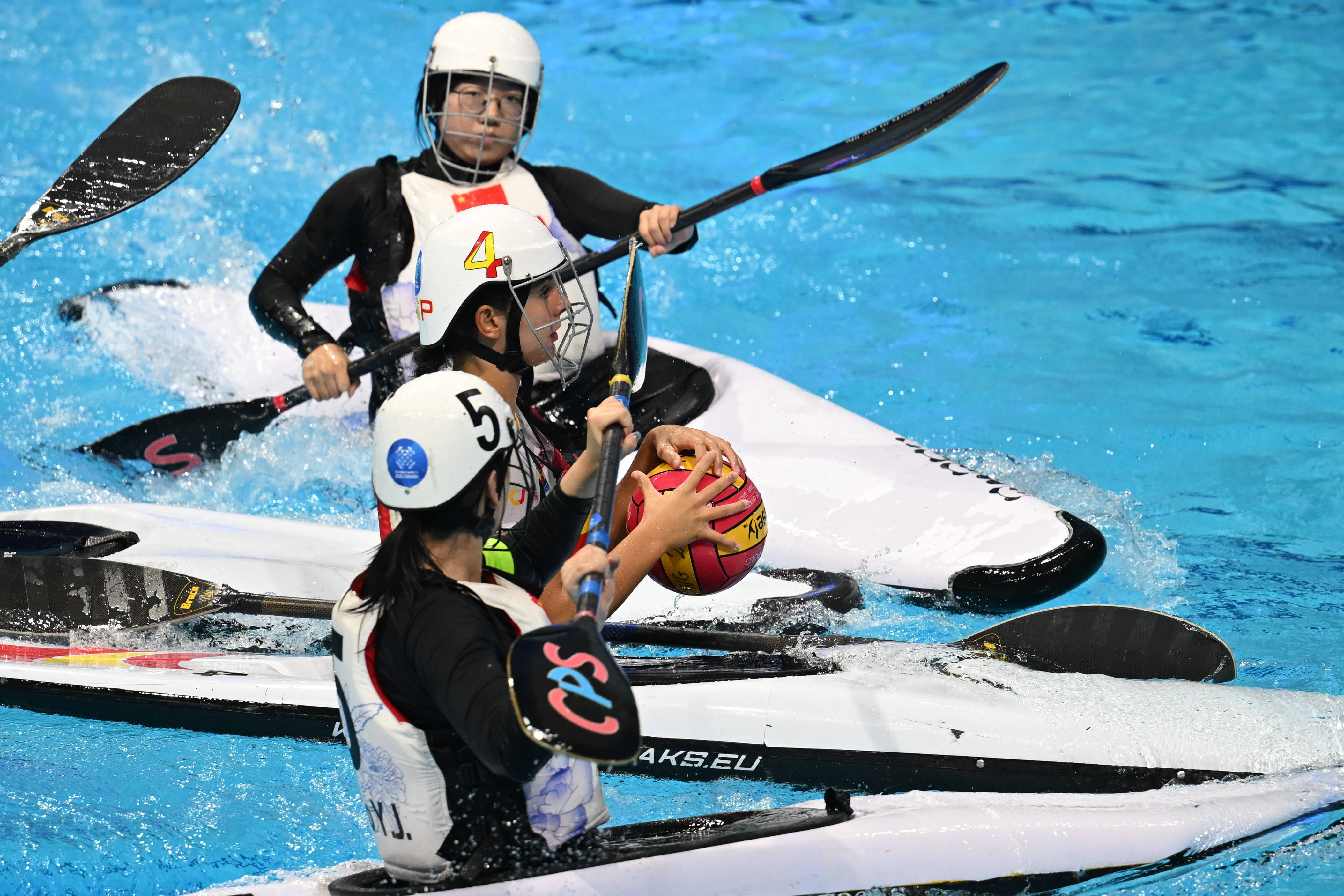 虎扑网址-(成都世运会)皮艇球——女子第5-8名安慰赛半决赛:中国队不敌西班牙队