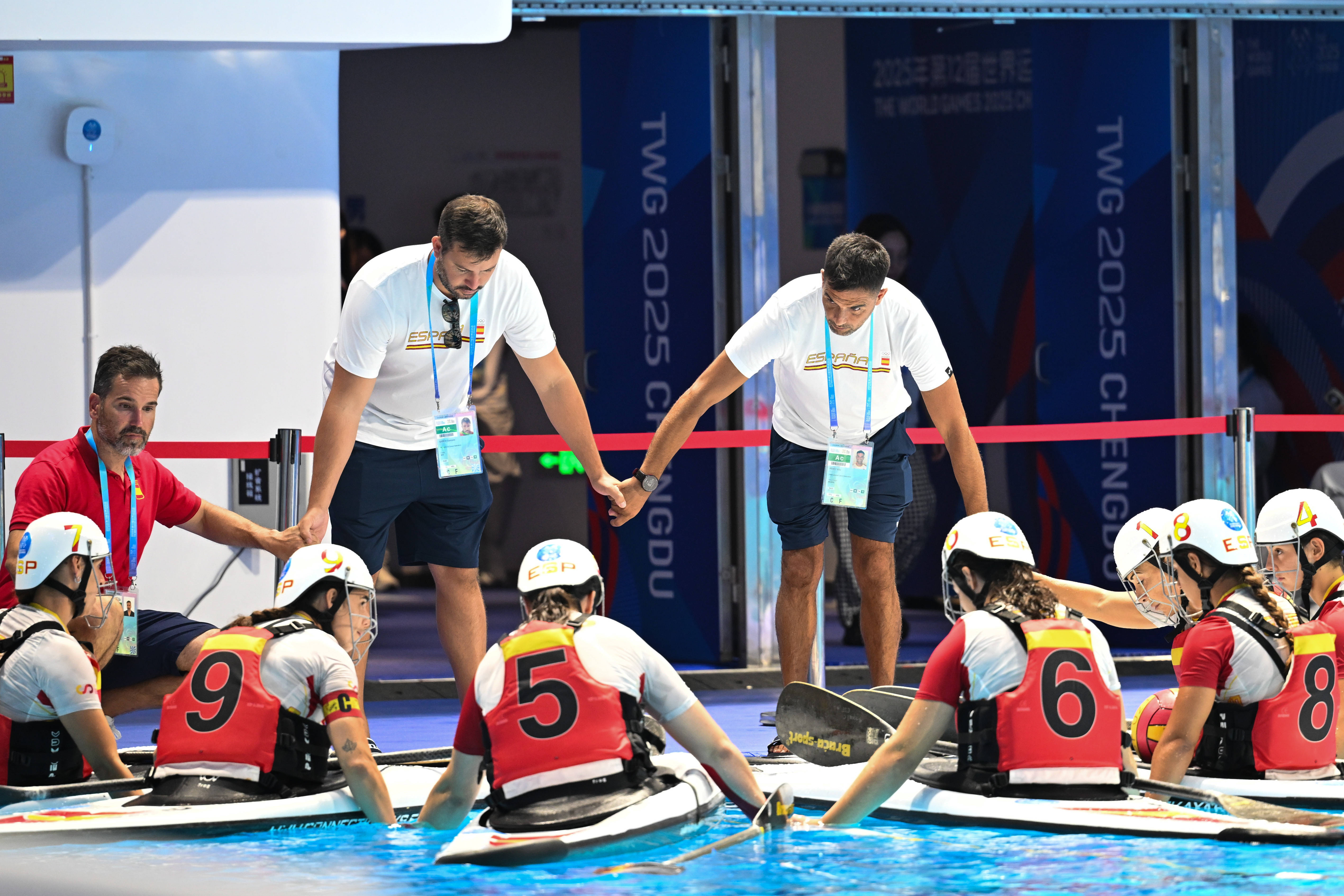 虎扑网址-(成都世运会)皮艇球——女子第5-8名安慰赛半决赛:中国队不敌西班牙队