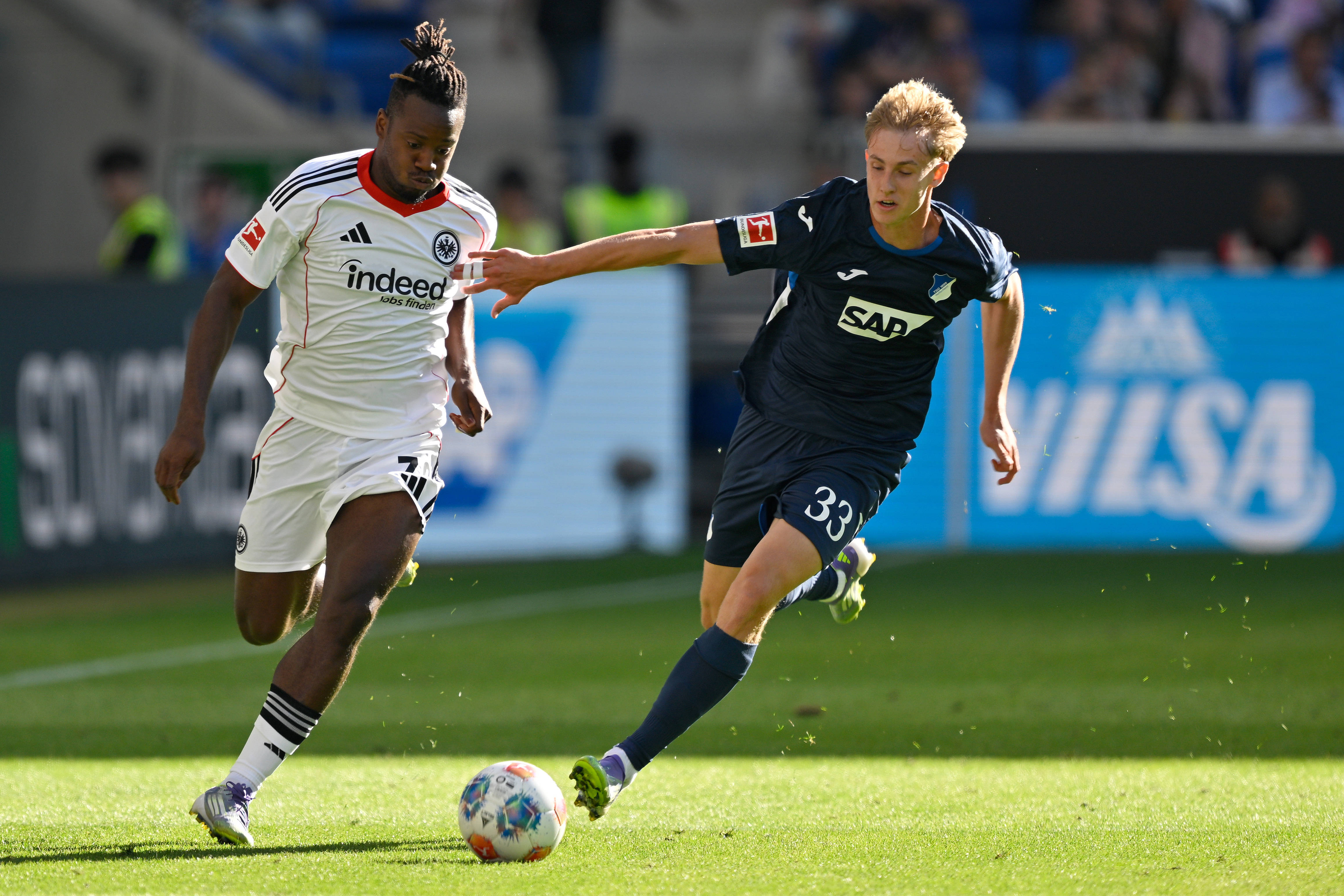 虎扑下载-(体育)足球——德甲:法蘭(lán)克福胜霍芬海姆