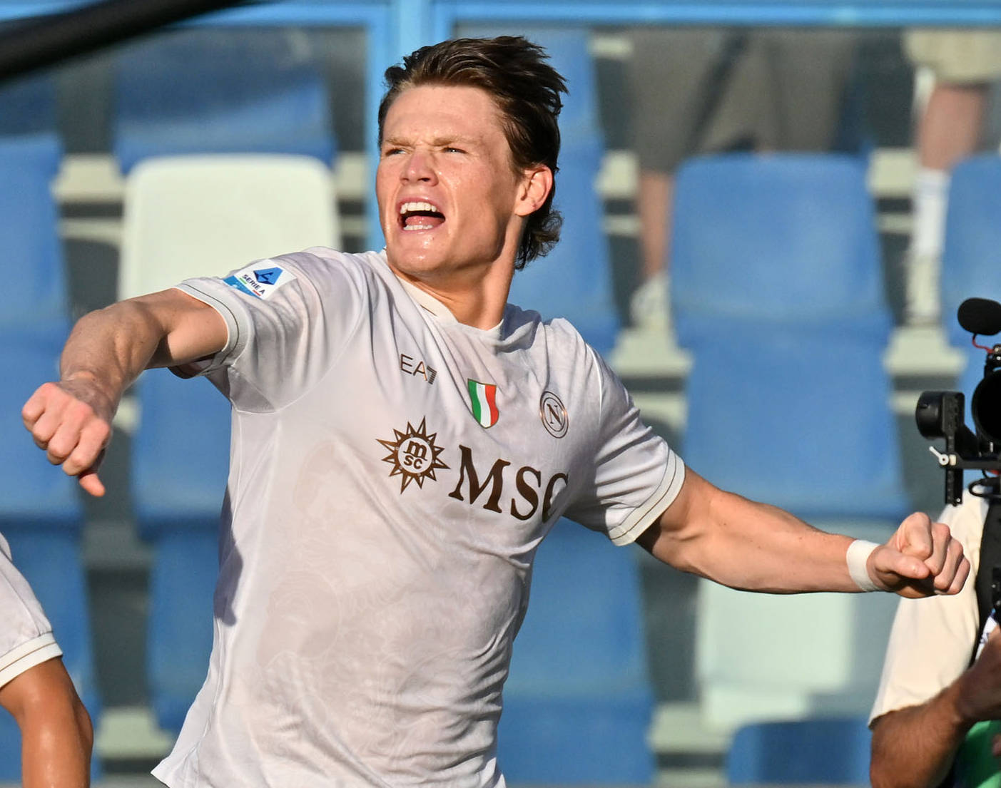 虎扑评分-(躰(tǐ)育)足球(qiú)——意(yì)甲:那(nà)不勒斯胜萨索洛