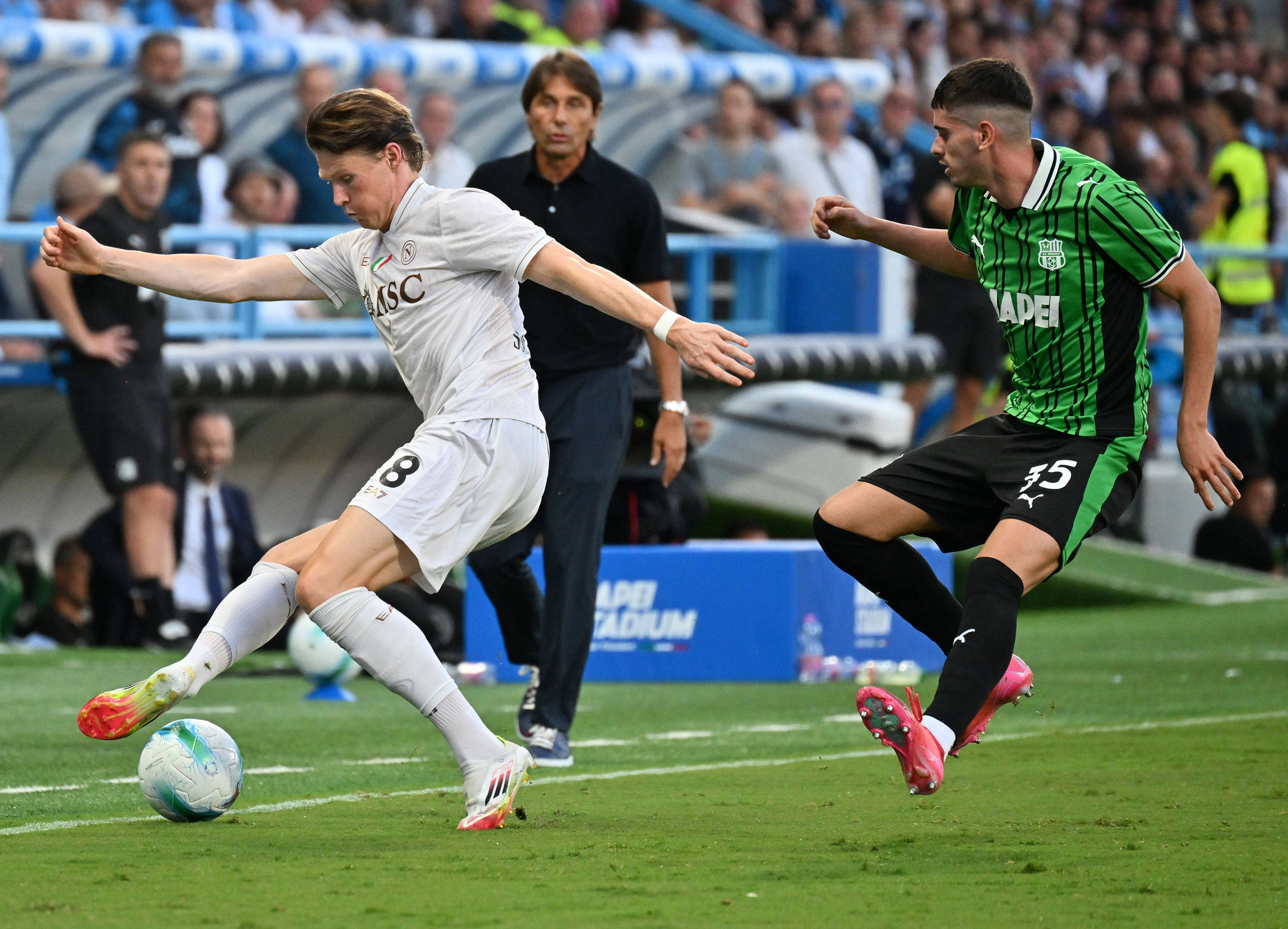 虎扑评分-(躰(tǐ)育)足球(qiú)——意(yì)甲:那(nà)不勒斯胜萨索洛