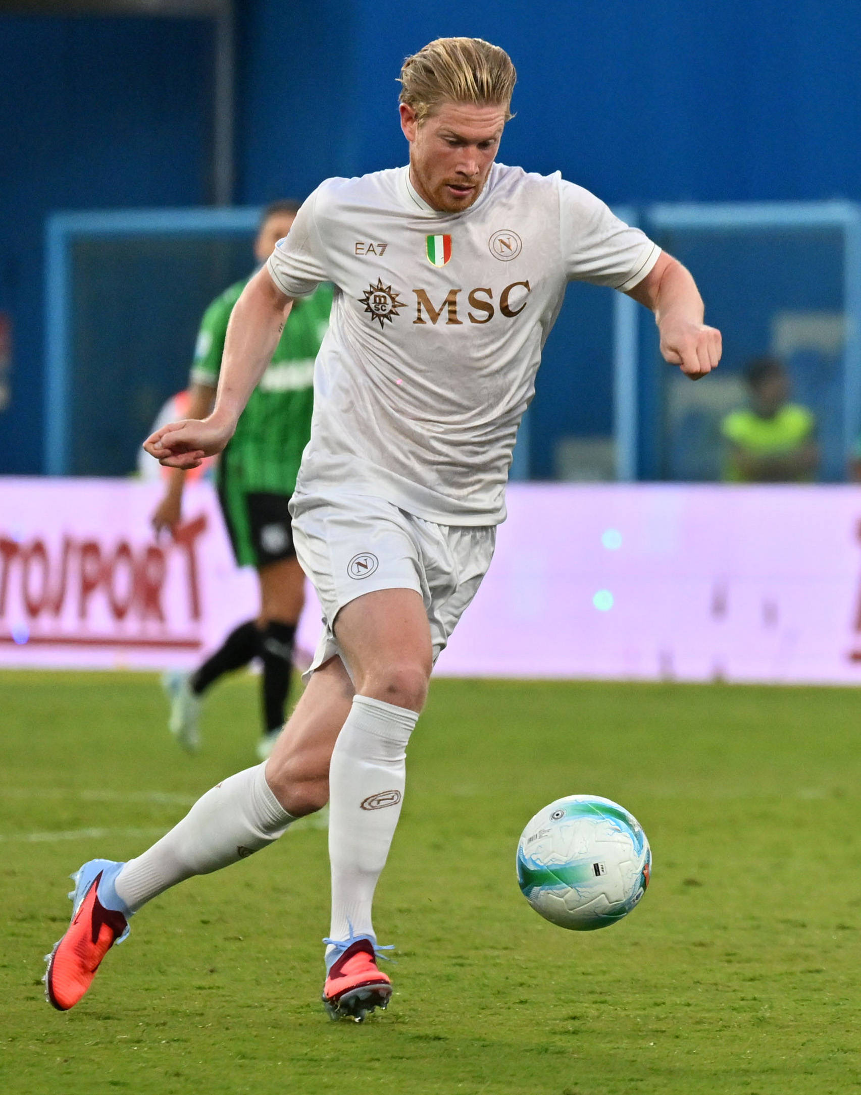 虎扑评分-(躰(tǐ)育)足球(qiú)——意(yì)甲:那(nà)不勒斯胜萨索洛