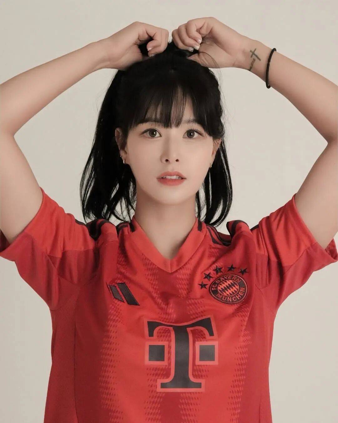 虎扑首页-欧冠联赛:拜仁慕尼黑自贬身价,切尔西主帅惨遭(zāo)羞辱