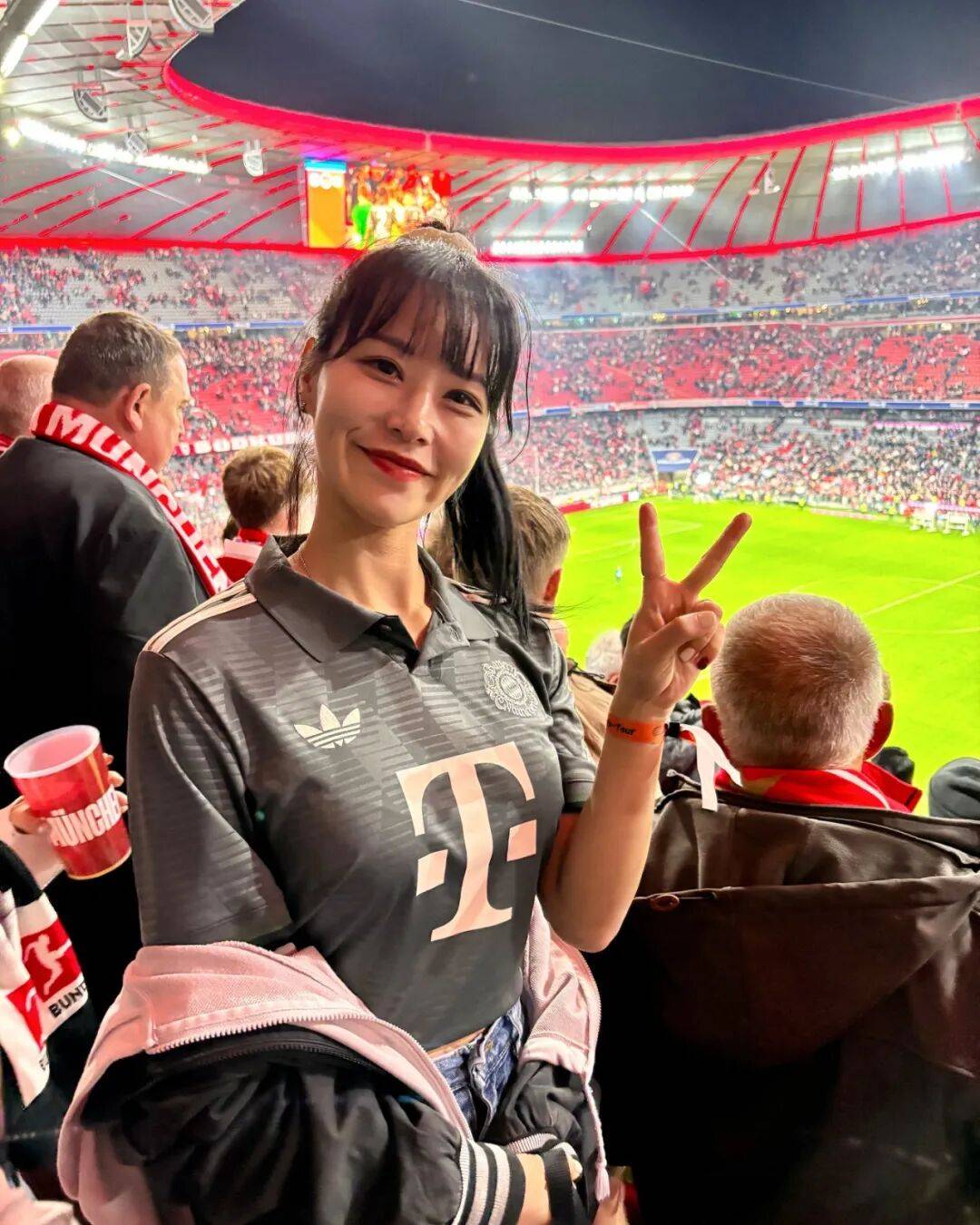 虎扑首页-欧冠联赛:拜仁慕尼黑自贬身价,切尔西主帅惨遭(zāo)羞辱