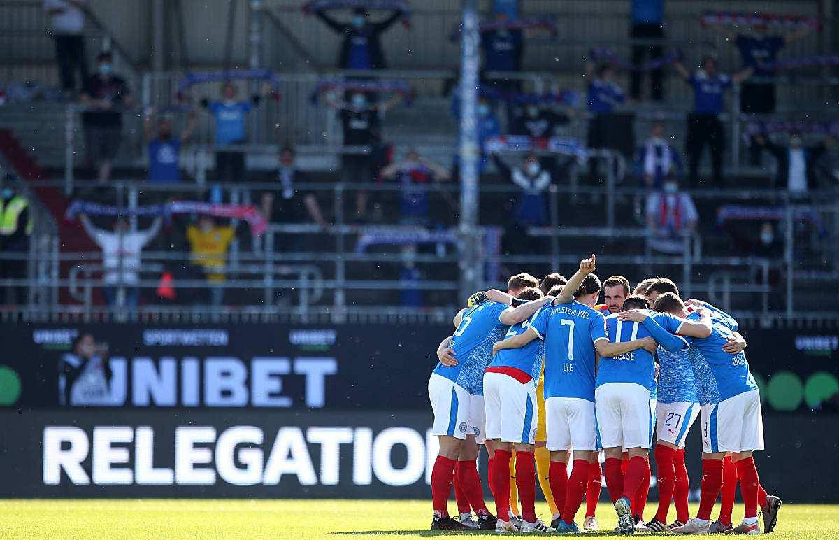 虎扑-升班馬(mǎ)比勒菲爾(ěr)德迎战降班馬(mǎ)荷爾(ěr)斯泰因(yīn)基爾(ěr),实力碾压對(duì)手!