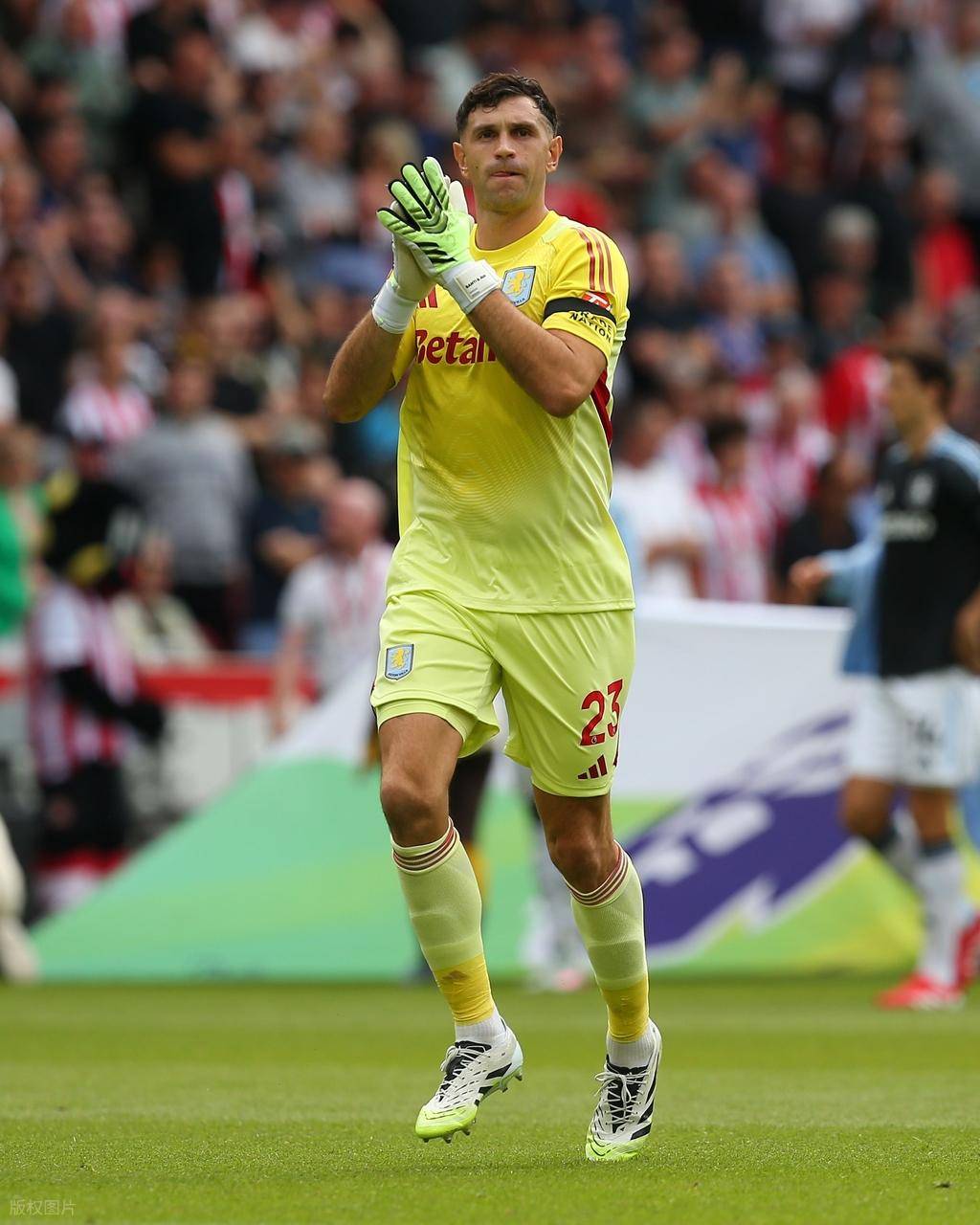 虎扑官网-英超：维拉状态不佳(jiā)，水(shuǐ)晶宮(gōng)能否全身(shēn)而(ér)退(tuì)？维拉VS水(shuǐ)晶宮(gōng)