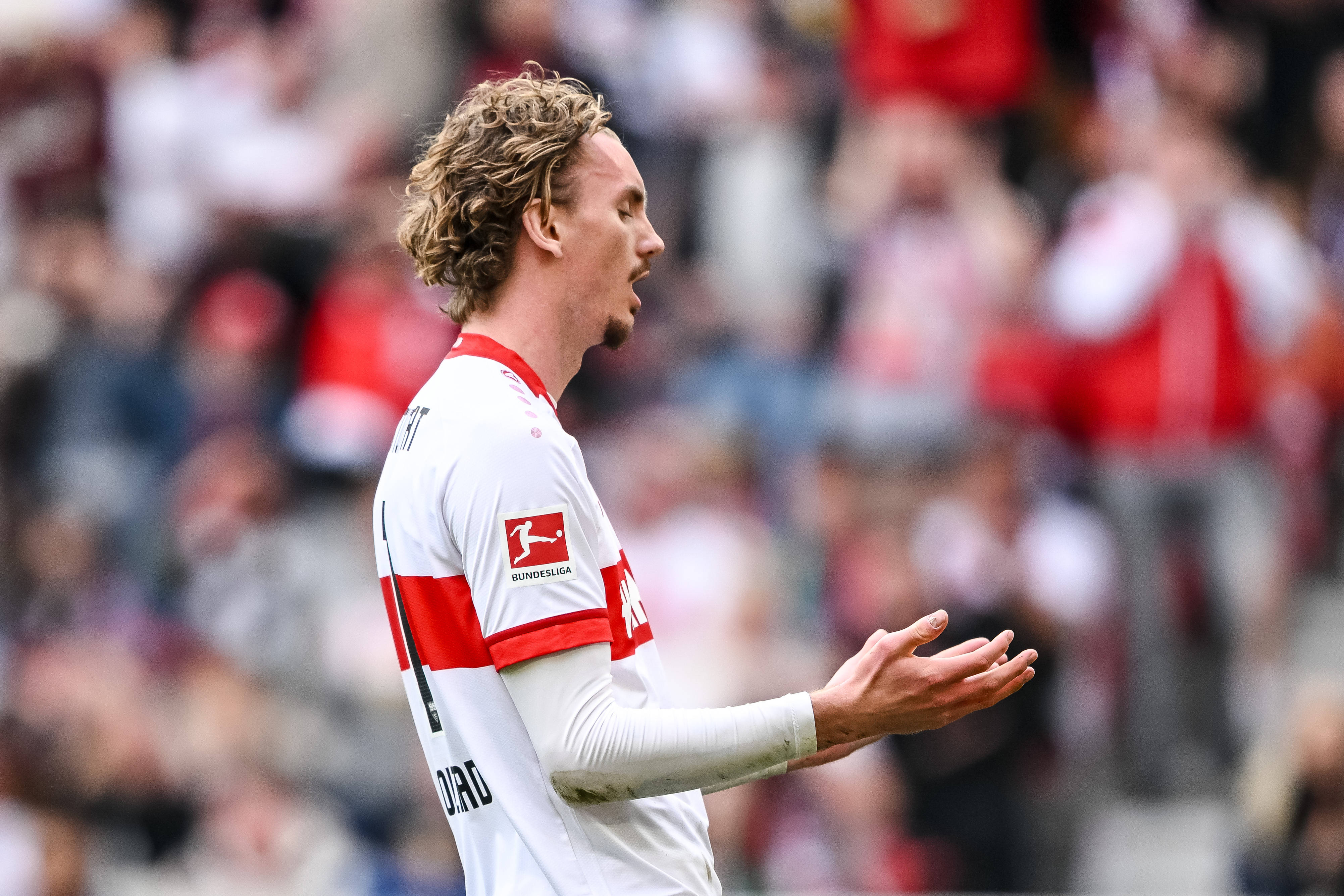 虎扑评分-德(dé)甲-斯图加特2-1圣保(bǎo)利:接连卖神锋后,斯图加特迎来大黑马|前瞻