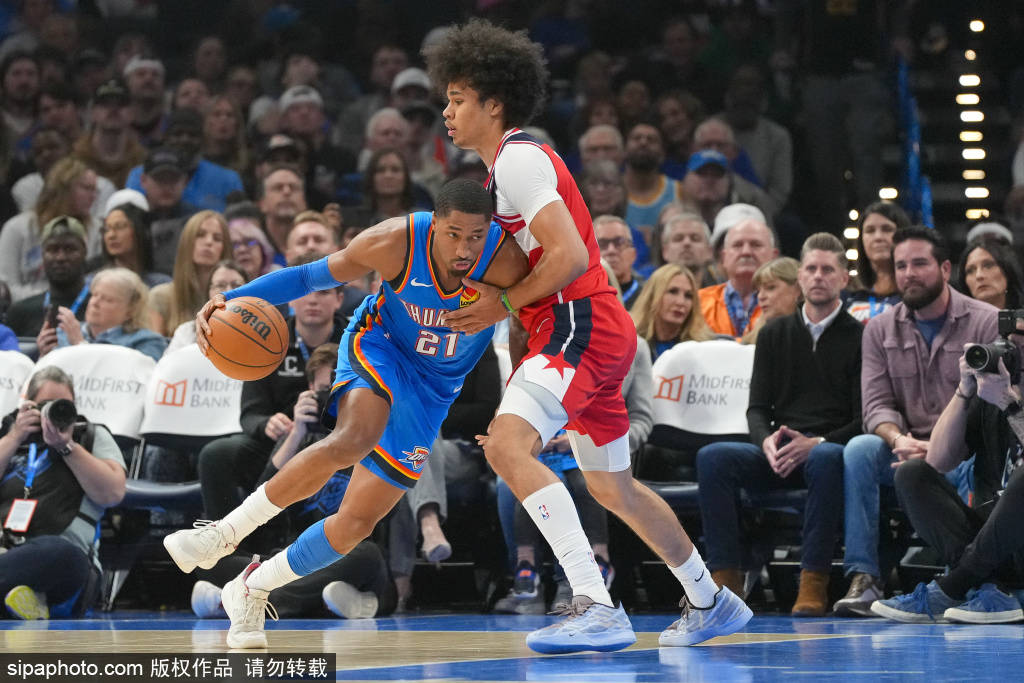 虎扑中国-俄克拉荷马城雷霆主场迎战金州勇士，冲击五连胜