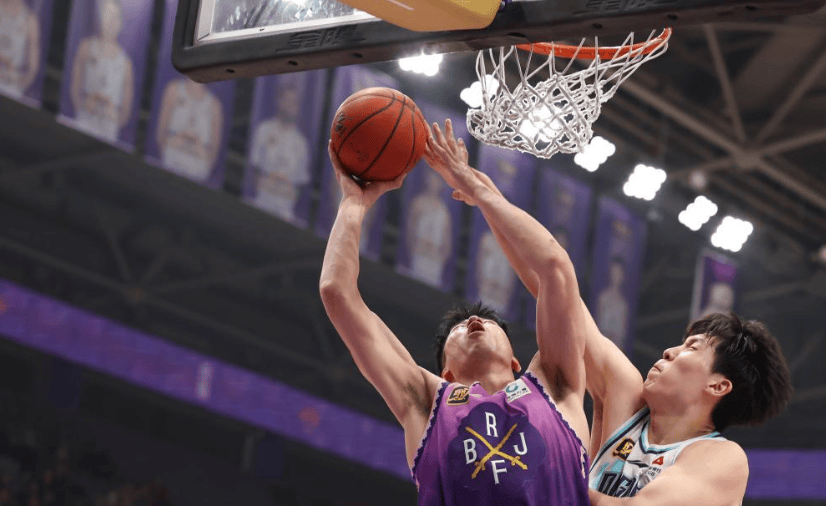 hupu虎扑-体育总局终於(yú)松(sōng)口了，籃(lán)球開(kāi)放外资，支持(chí)各省乱斗