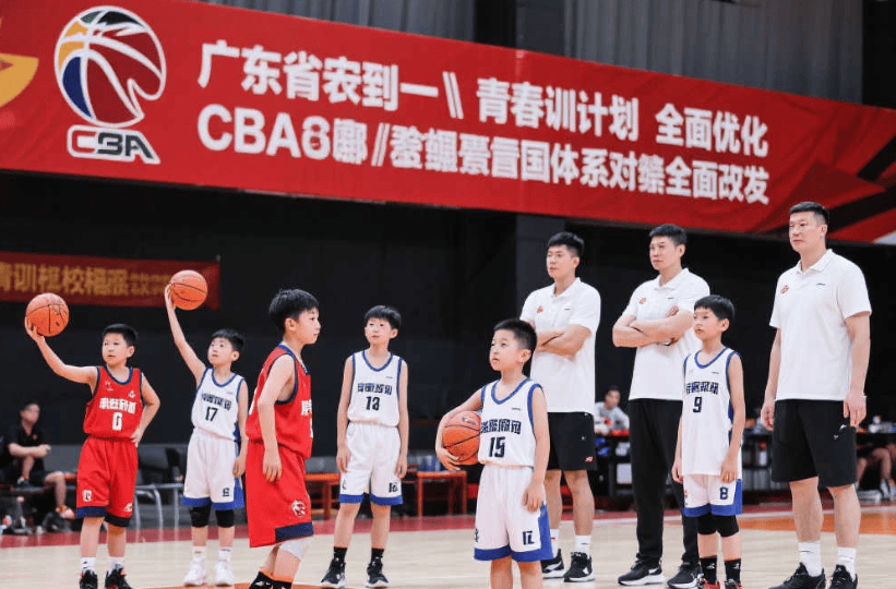 hupu虎扑-体育总局终於(yú)松(sōng)口了，籃(lán)球開(kāi)放外资，支持(chí)各省乱斗