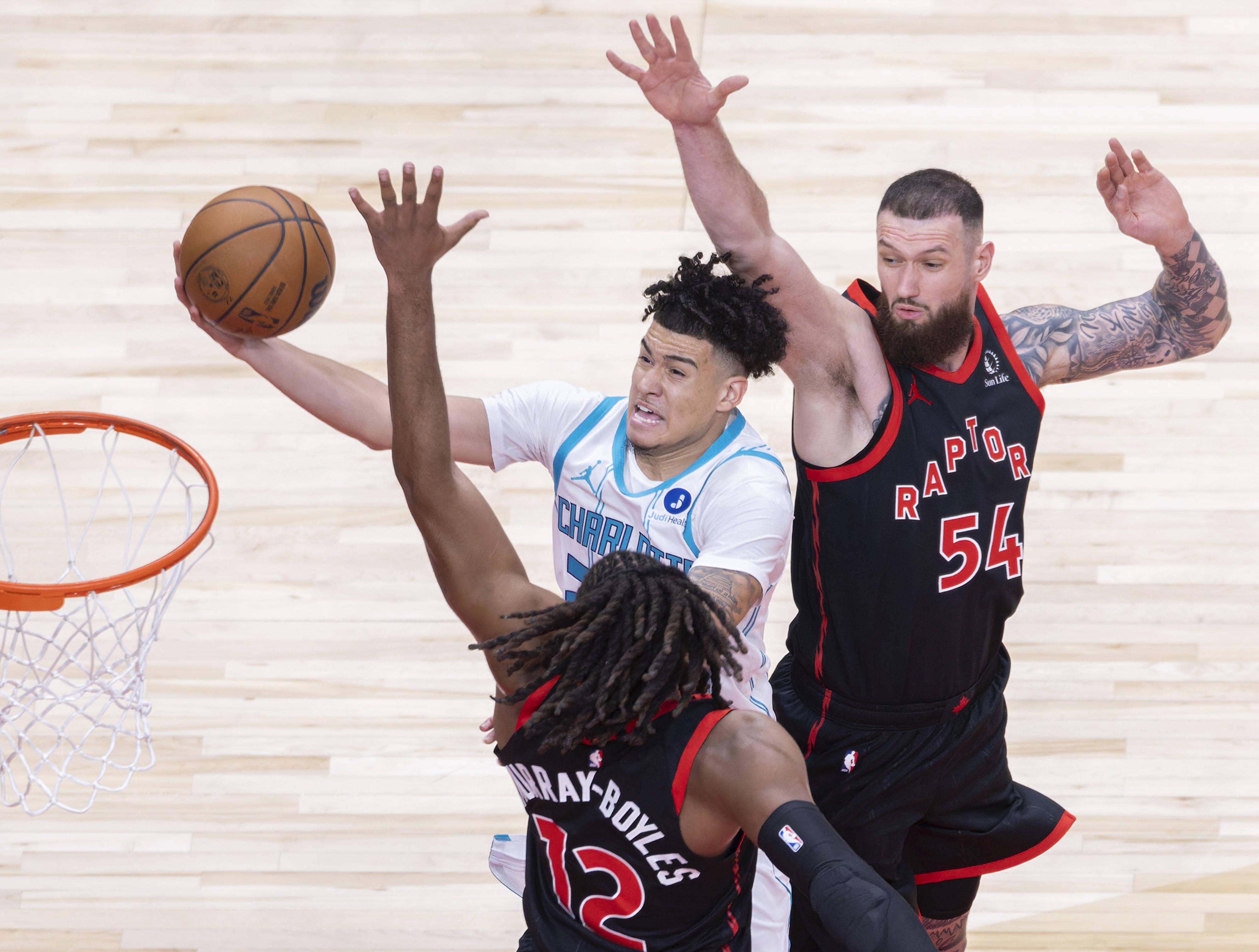 虎扑NBA-（体育）篮球——NBA常规赛：猛龙不敌黄蜂