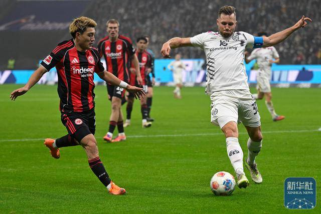 虎扑下载-德甲(jiǎ)丨法兰尅(kè)福胜美因茨