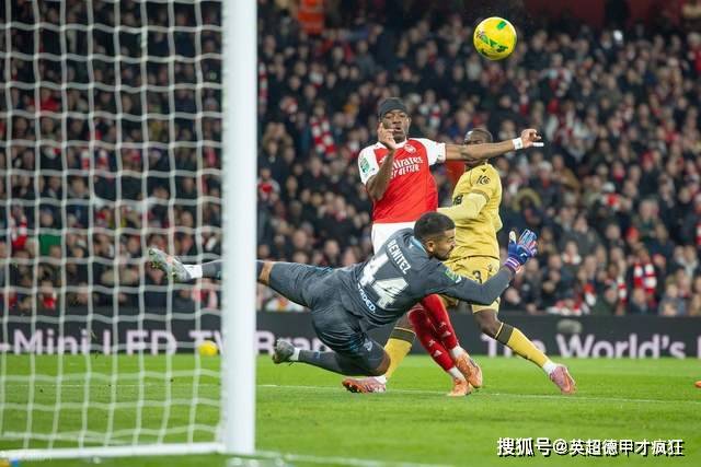 虎扑平台-阿森纳马杜埃凯没球踢！德甲四剑客拯救利物浦苟胜副班长狼队！
