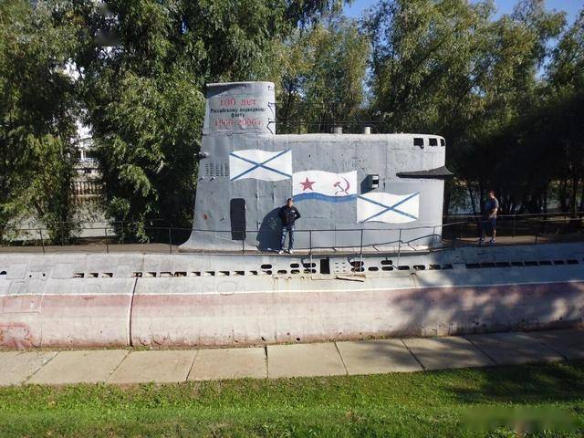 虎扑app-M-261型潜艇(tǐng)，A615项目（囌(sū)联）纪念碑，位于俄罗斯(sī)克拉斯(sī)诺达尔