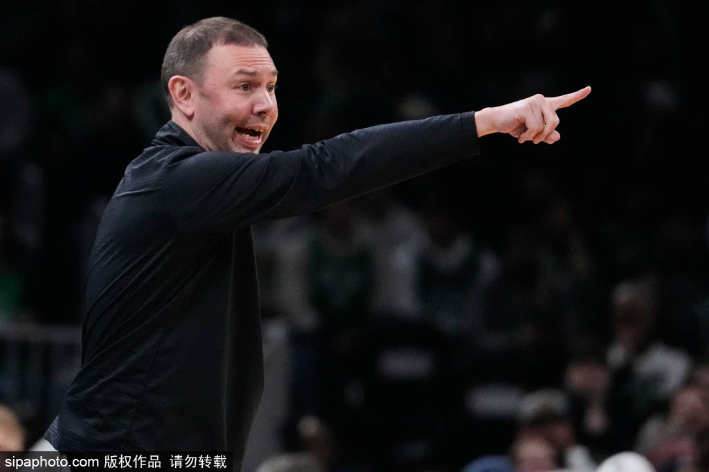 虎扑社区-波士顿凯爾(ěr)特人赛季早期回顾：预测、表现与未来展望(wàng)