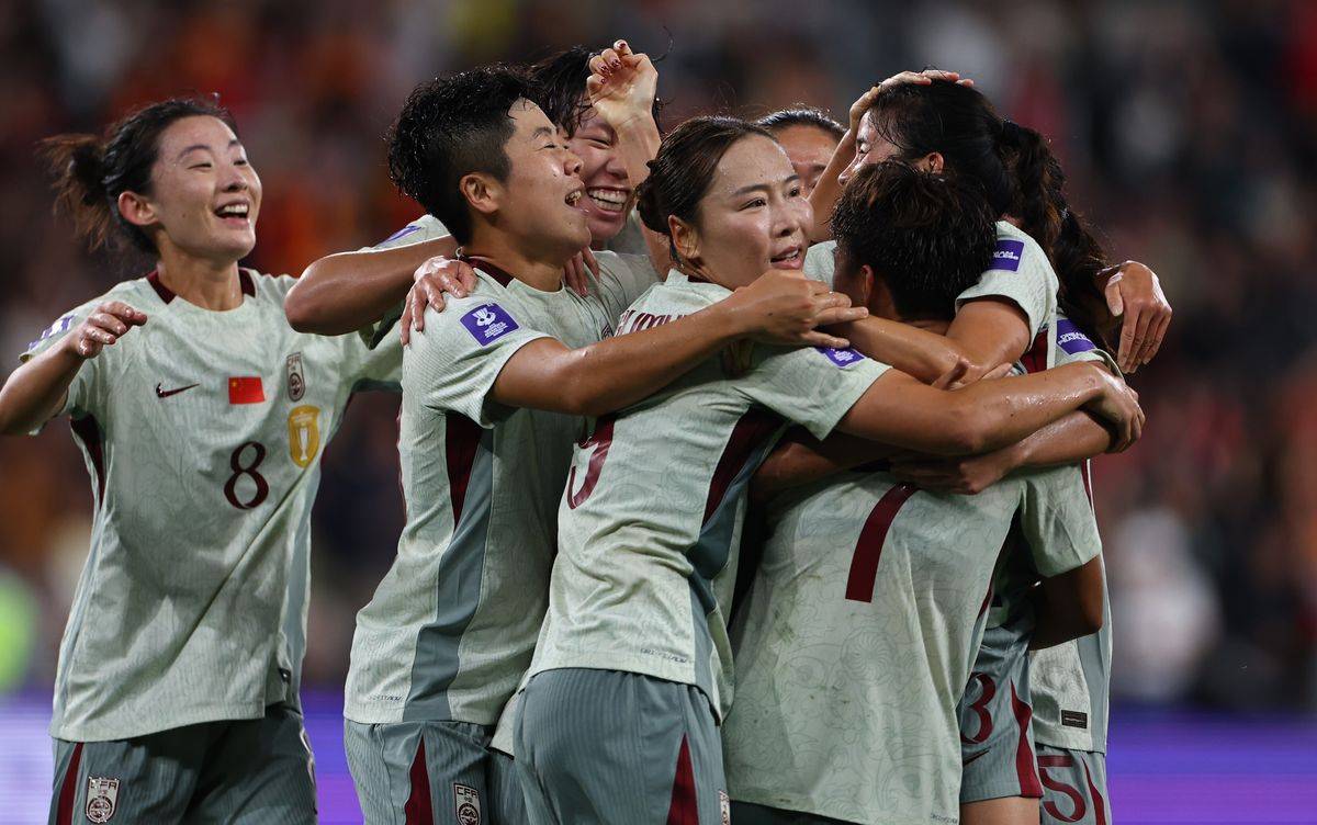 虎扑首页-全胜！中国女足锁定小组第一，直通世界杯稳了！