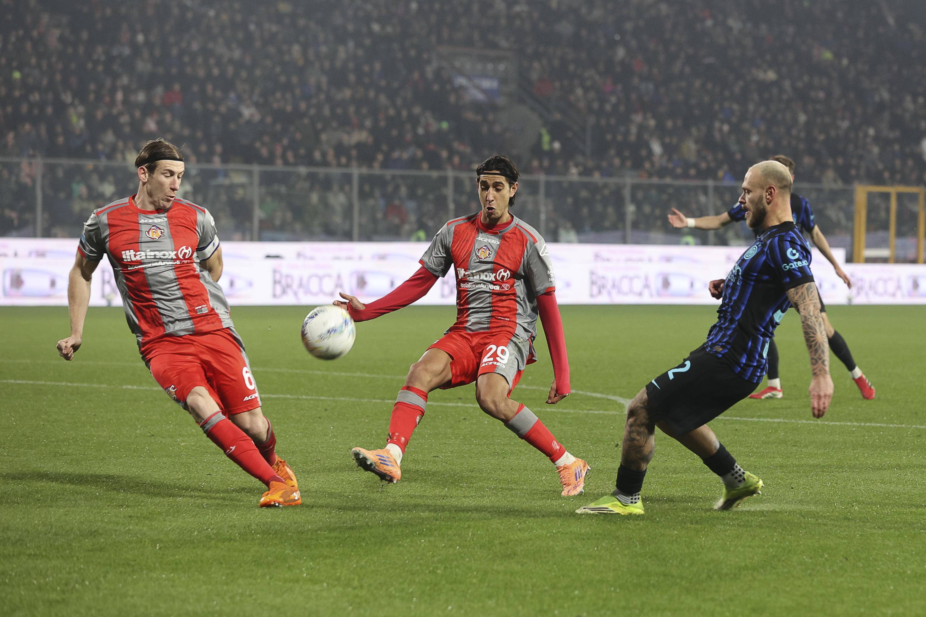 hupu虎扑-（外代二线）足球——意甲联赛：国米(mǐ)胜克雷莫纳