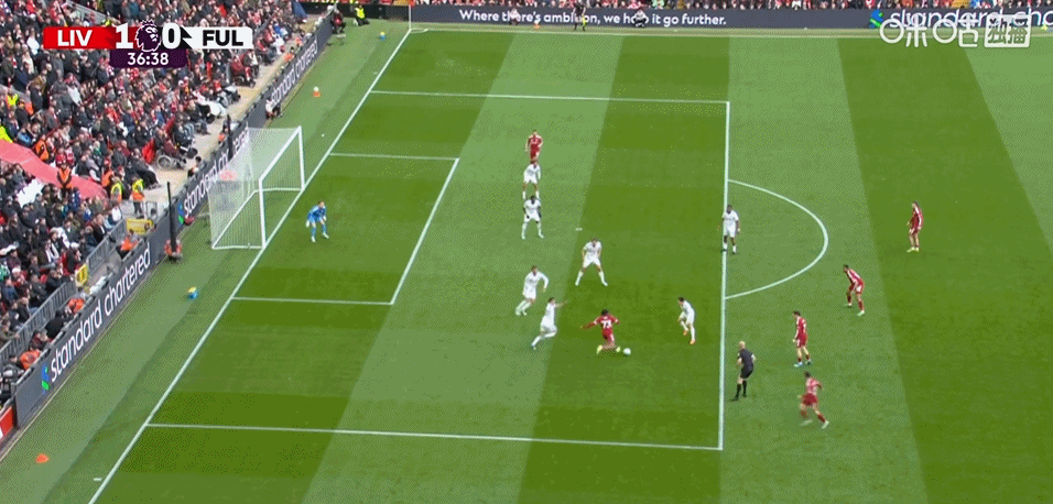 hupu虎扑-体坛联播｜巴萨大胜西班牙人9分领跑，利物浦止住三连败