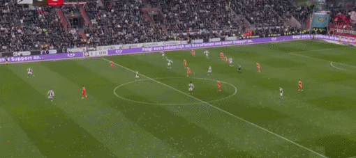 hupu虎扑-体坛联播｜巴萨大胜西班牙人9分领跑，利物浦止住三连败