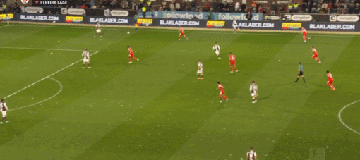 hupu虎扑-体坛联播｜巴萨大胜西班牙人9分领跑，利物浦止住三连败