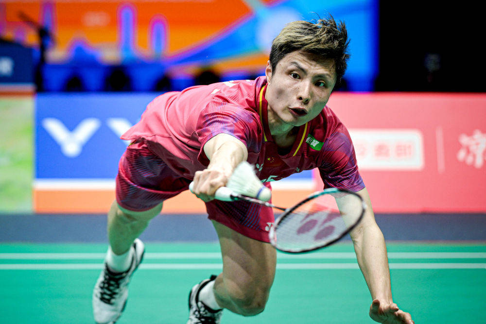 hupu虎扑-体坛联播｜巴萨大胜西班牙人9分领跑，利物浦止住三连败